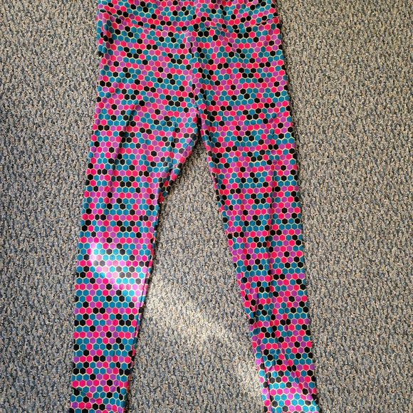 Tall and Curvy LuLaRoe Bright Pink Geometric Buttery Soft Leggings XXL - Picture 2 of 16